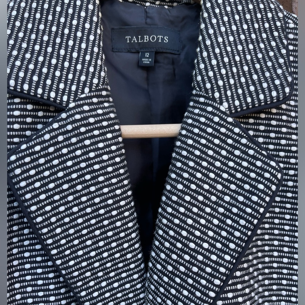 🖤NWOT Talbots size 12 black/white blazer. Stunning jacket. A closet staple! - Picture 7 of 11
